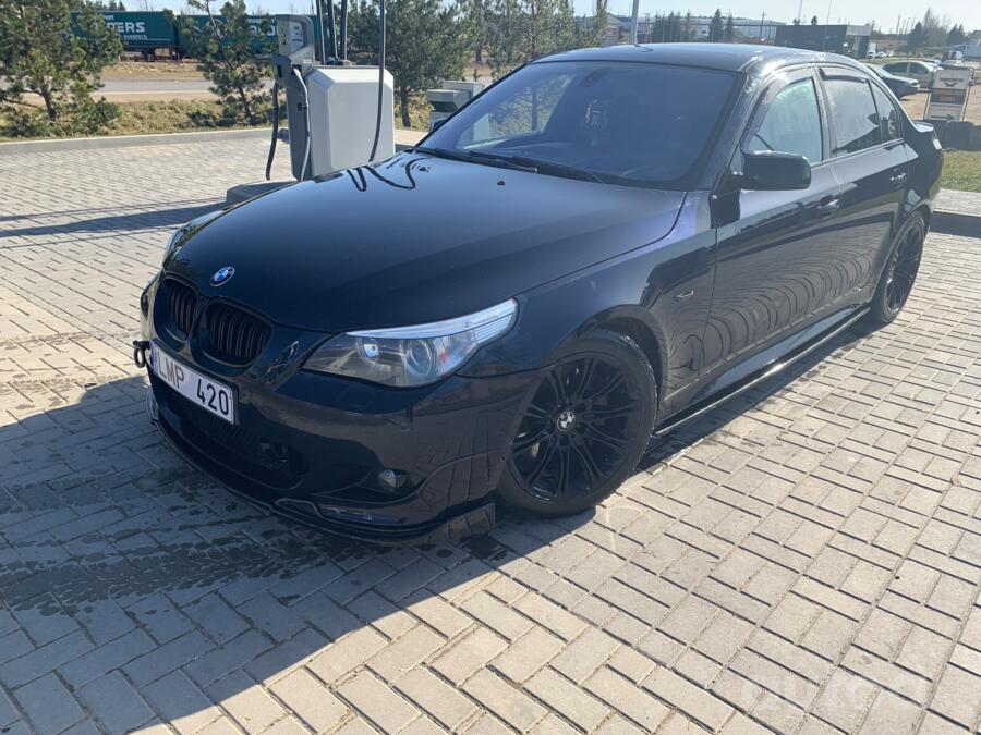 BMW 5 Series E60/E61 Sedan