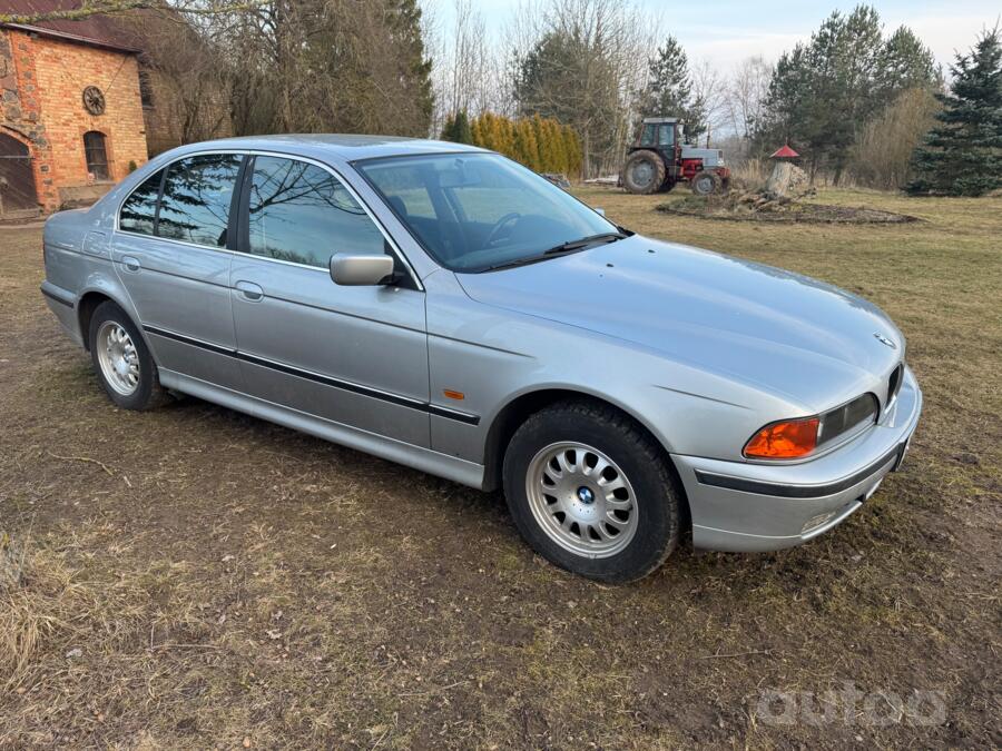 BMW 5 Series E39 Sedan 4-doors