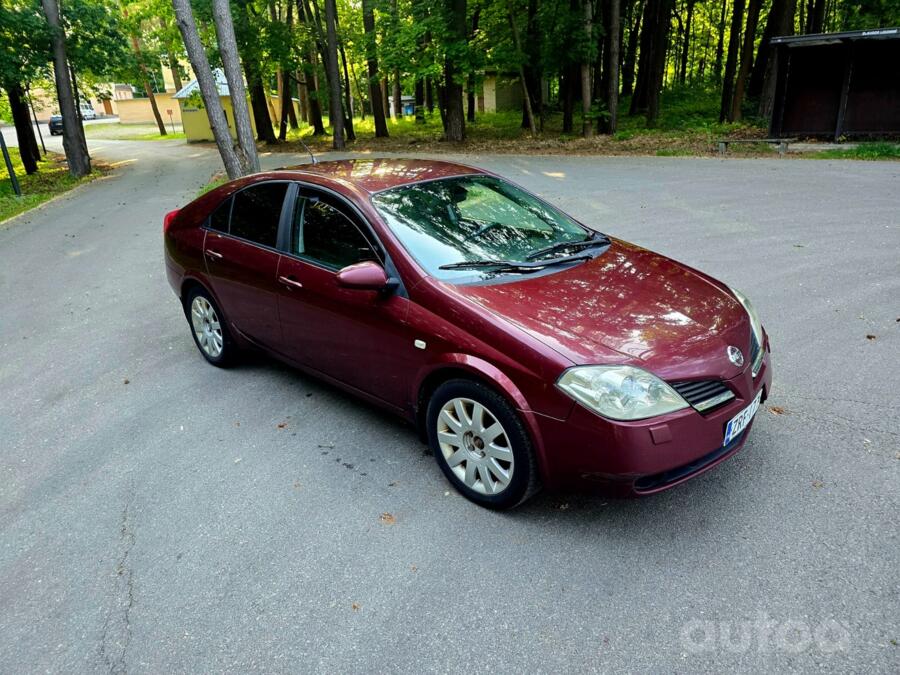 Nissan Primera P12 Liftback