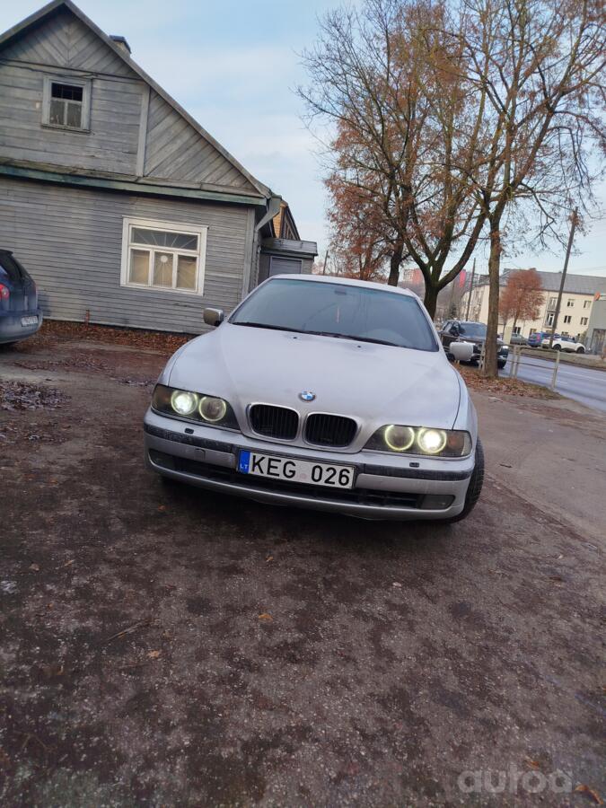 BMW 5 Series E39 Touring wagon