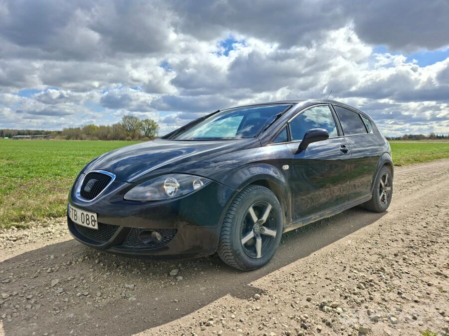 SEAT Leon 2 generation Hatchback 5-doors