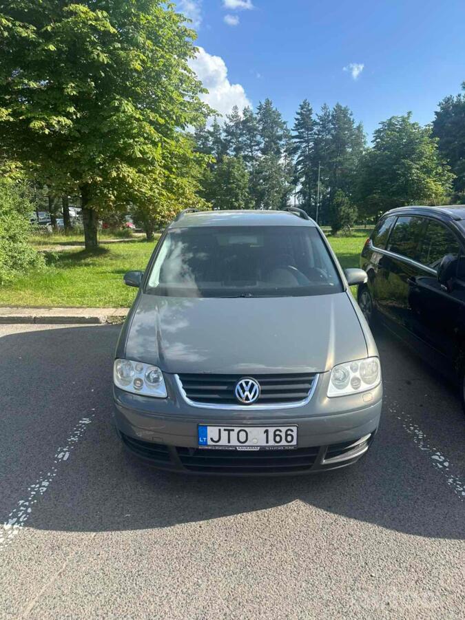 Volkswagen Touran 1 generation Minivan