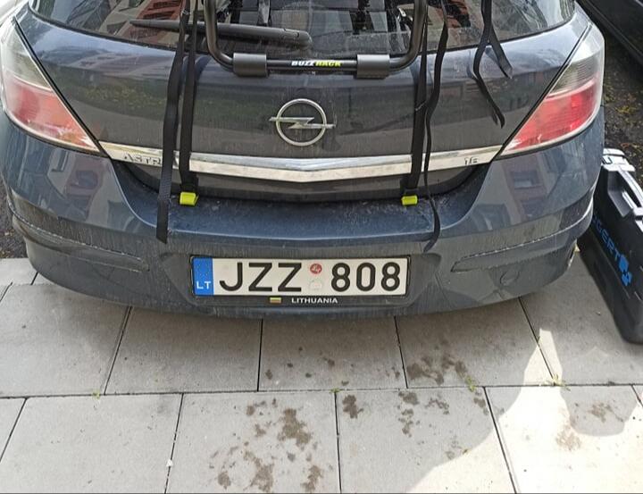 JZZ808
