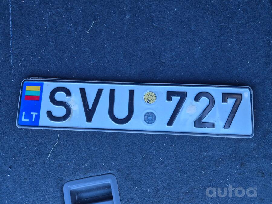 SVU727