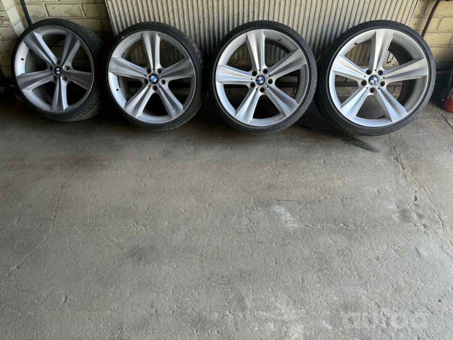 Bmw, light alloy