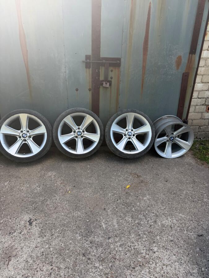 Bmw, light alloy