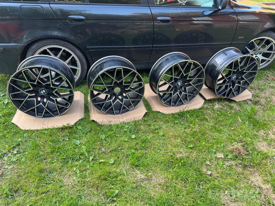 Bmw, light alloy