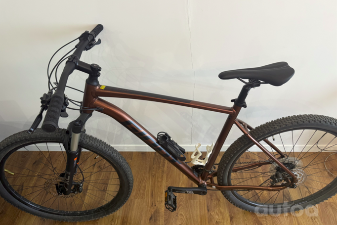 Giant Talon1