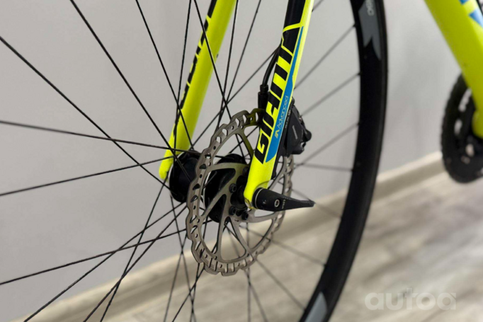 Giant Advanced Pro 2