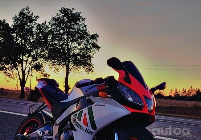 Aprilia RS