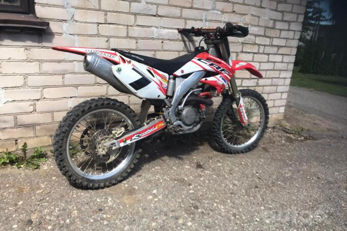 Honda CRF