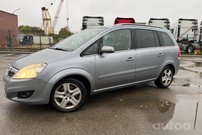 Opel Zafira B [restyling]