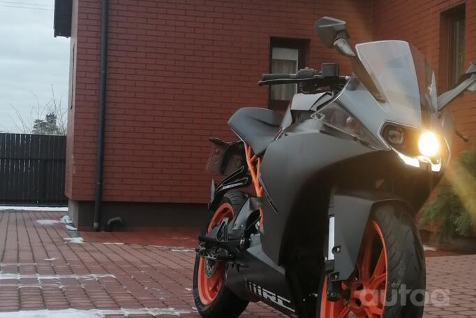 KTM RC