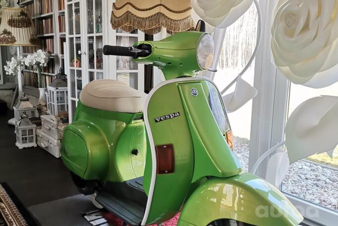 Vespa 50