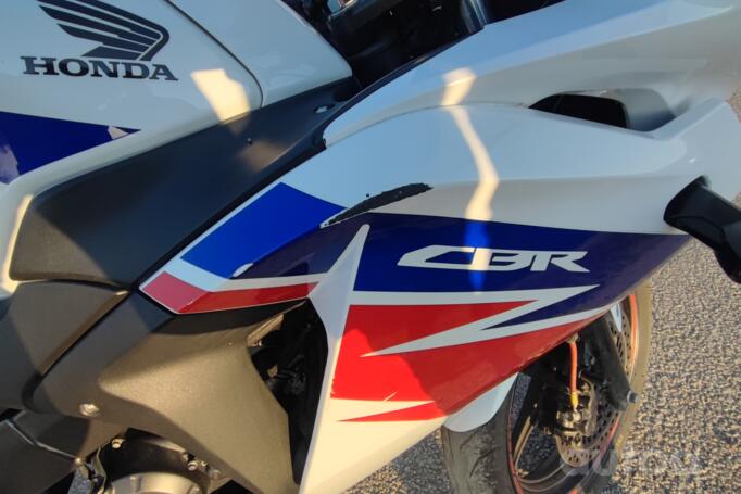 Honda CBR