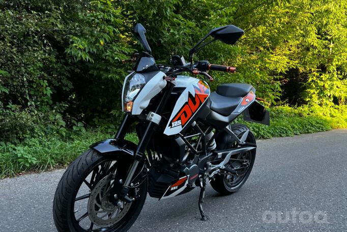 KTM Duke