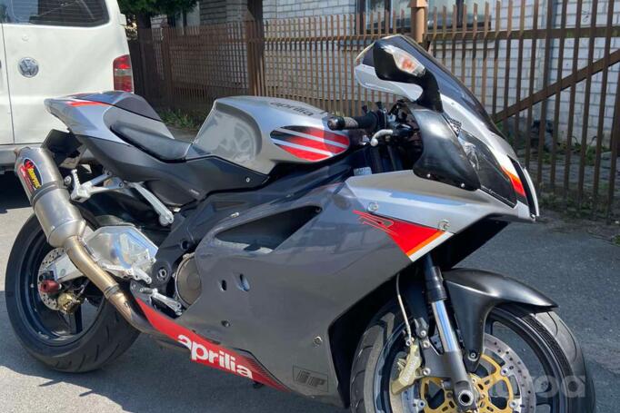 Aprilia RSV