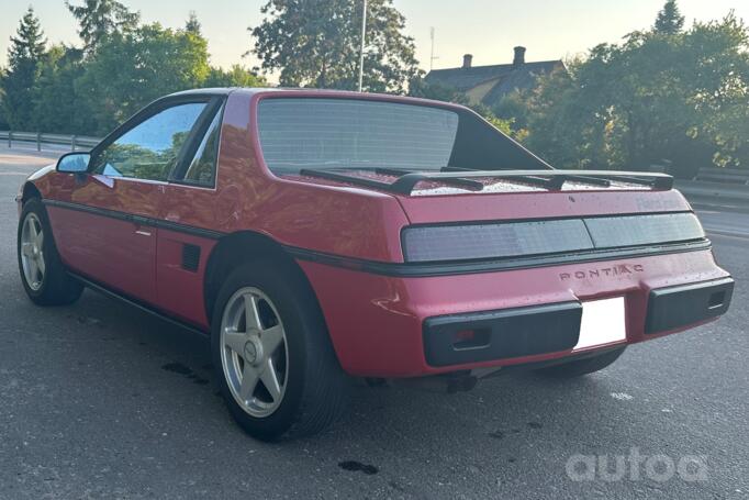 Pontiac Fiero 1 generation