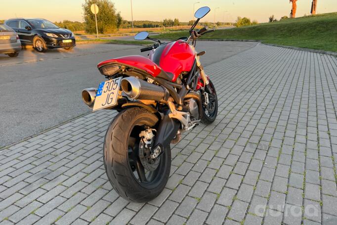 Ducati Monster