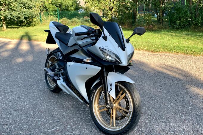 Yamaha YZF