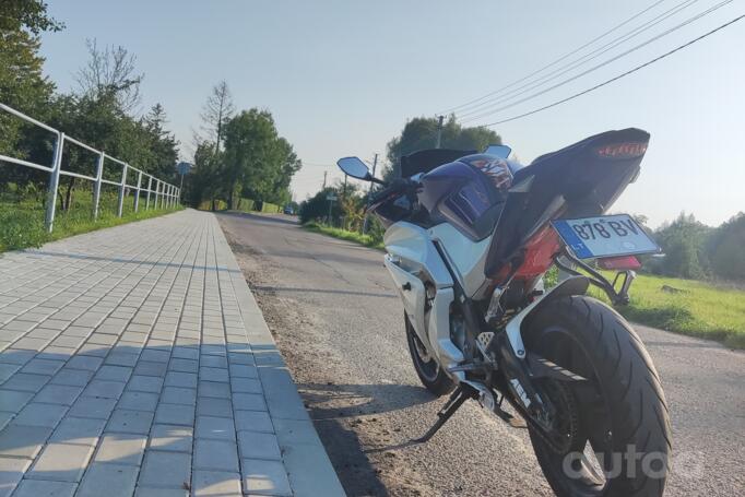 Yamaha YZF