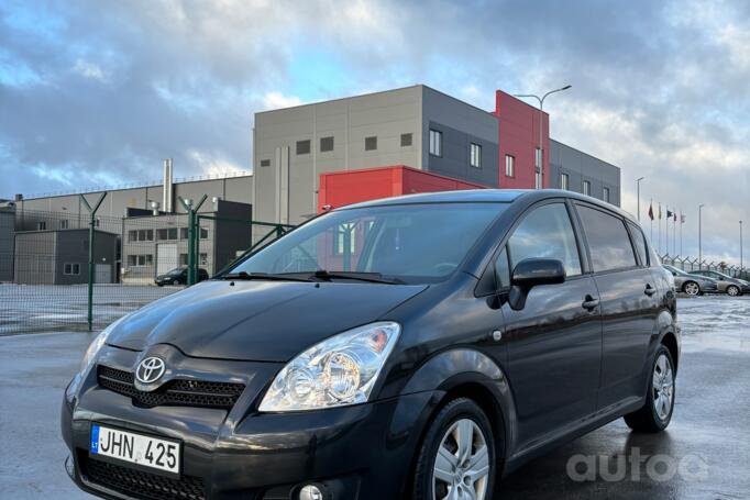 Toyota Corolla Verso 1 generation [restyling] Minivan