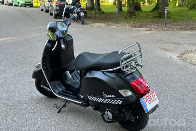 Vespa GTS