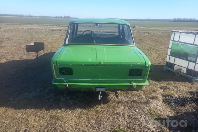 VAZ (Lada) 2103 1 generation Sedan 4-doors