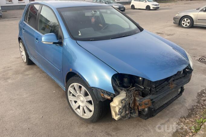 Volkswagen Golf 5 generation Hatchback 5-doors