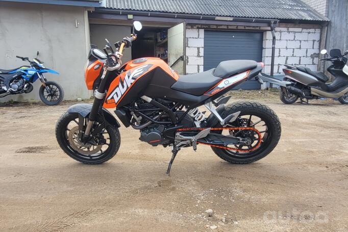 KTM 125