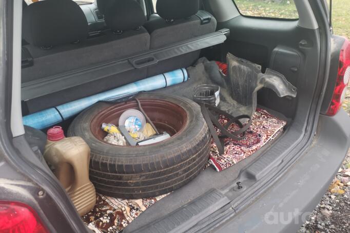 Mazda Tribute 1 generation [restyling] Crossover