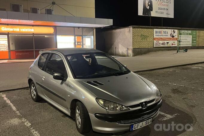Peugeot 205 GTi 1 generation Hatchback 3-doors GTI