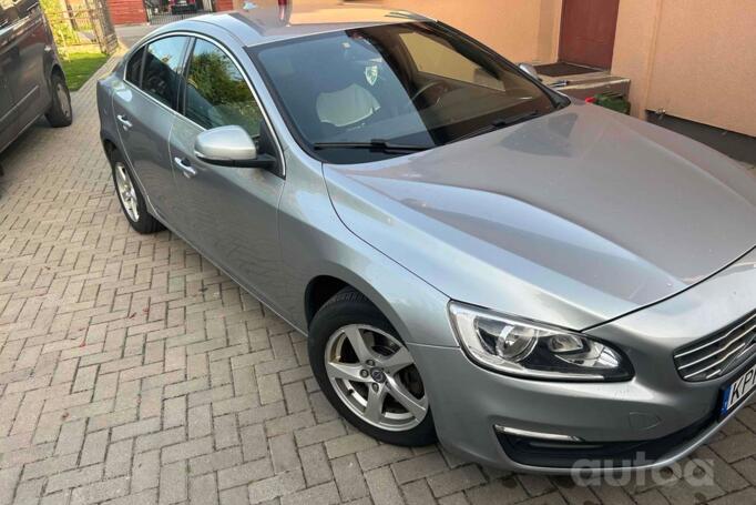 Volvo S60 2 generation [restyling] Sedan 4-doors