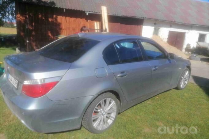 BMW 5 Series E60/E61 Touring wagon