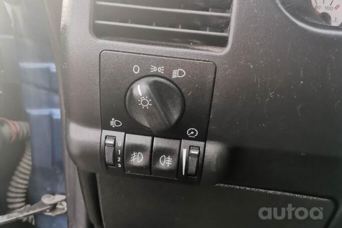 Opel Zafira A Minivan 5-doors