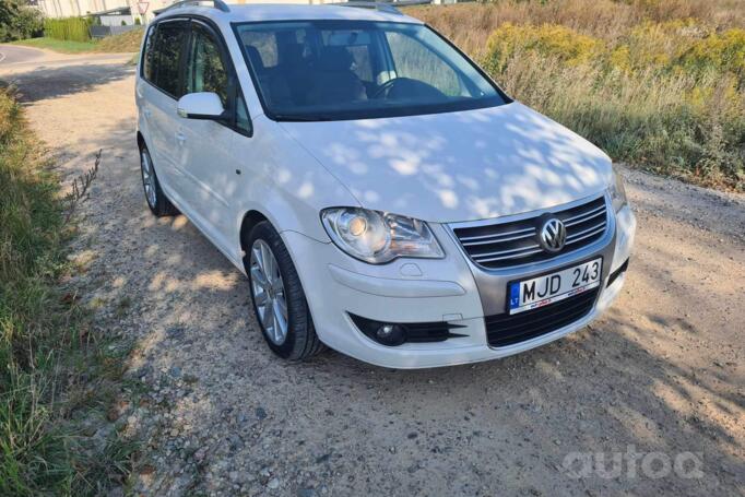 Volkswagen Touran 1 generation [restyling] Minivan 5-doors