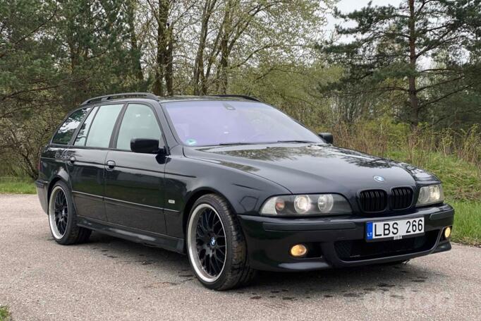 BMW 5 Series E39 Touring wagon