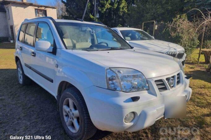 Nissan X-Trail T30 Crossover