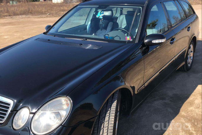 Mercedes-Benz E-Class W211/S211 wagon 5-doors