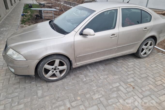 Skoda Octavia 2 generation Liftback 5-doors