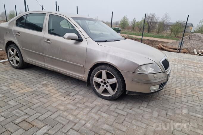 Skoda Octavia 2 generation Liftback 5-doors