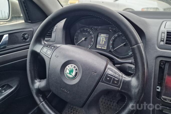 Skoda Octavia 2 generation Liftback 5-doors