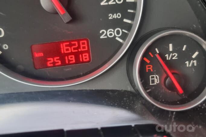 Audi A4 B6 Avant wagon 5-doors