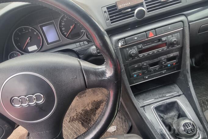 Audi A4 B6 Avant wagon 5-doors