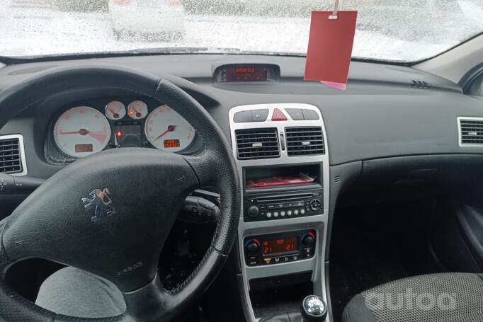 Peugeot 307 1 generation [restyling] Hatchback 5-doors