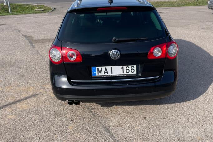 Volkswagen Passat B6 wagon 5-doors