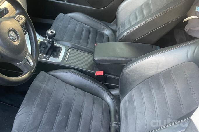 Volkswagen Passat B6 wagon 5-doors