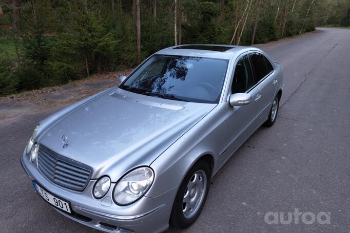 Mercedes-Benz E-Class W211 Sedan