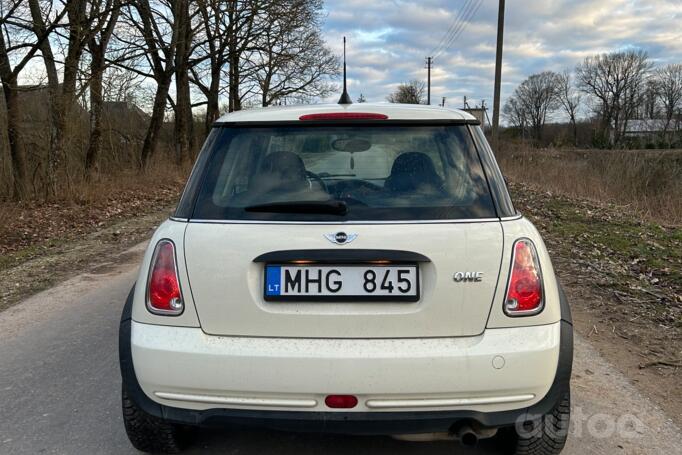 Mini One R50 [restyling] Hatchback