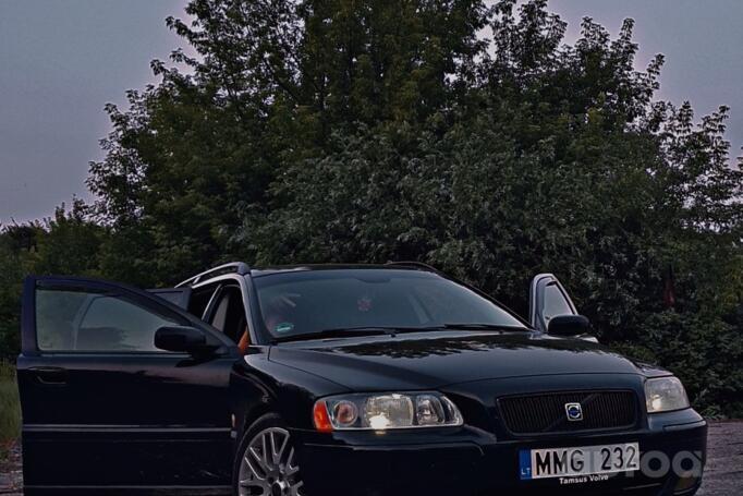 Volvo V70 2 generation [restyling] wagon 5-doors